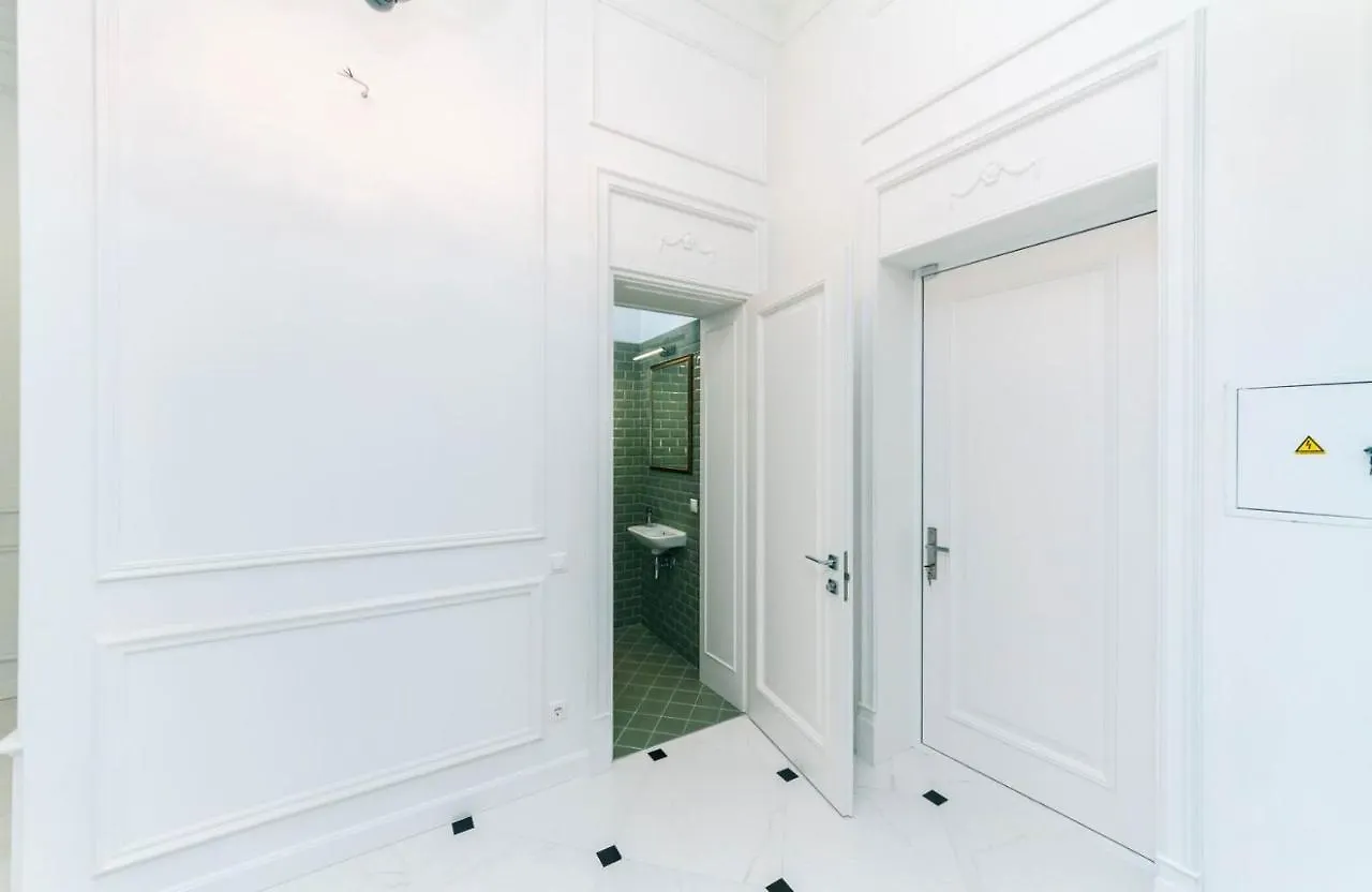 Vip Near Premier Palace & Arena City Kyiv Apartment