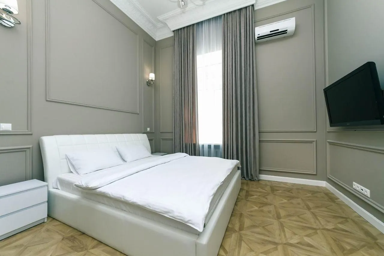 Vip Near Premier Palace & Arena City Kyiv Apartment